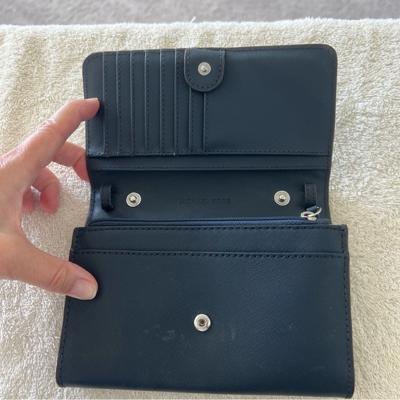 Michael Kors Dark Blue Wallet - Picture 2 of 12